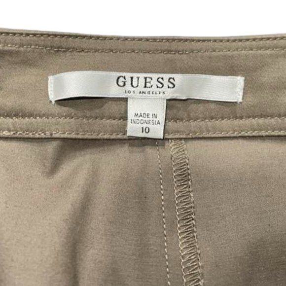 Guess ~ Wide Leg Flared Capri Gaucho Pants with Zippered Front Pockets  size 10 - Picture 2 of 14